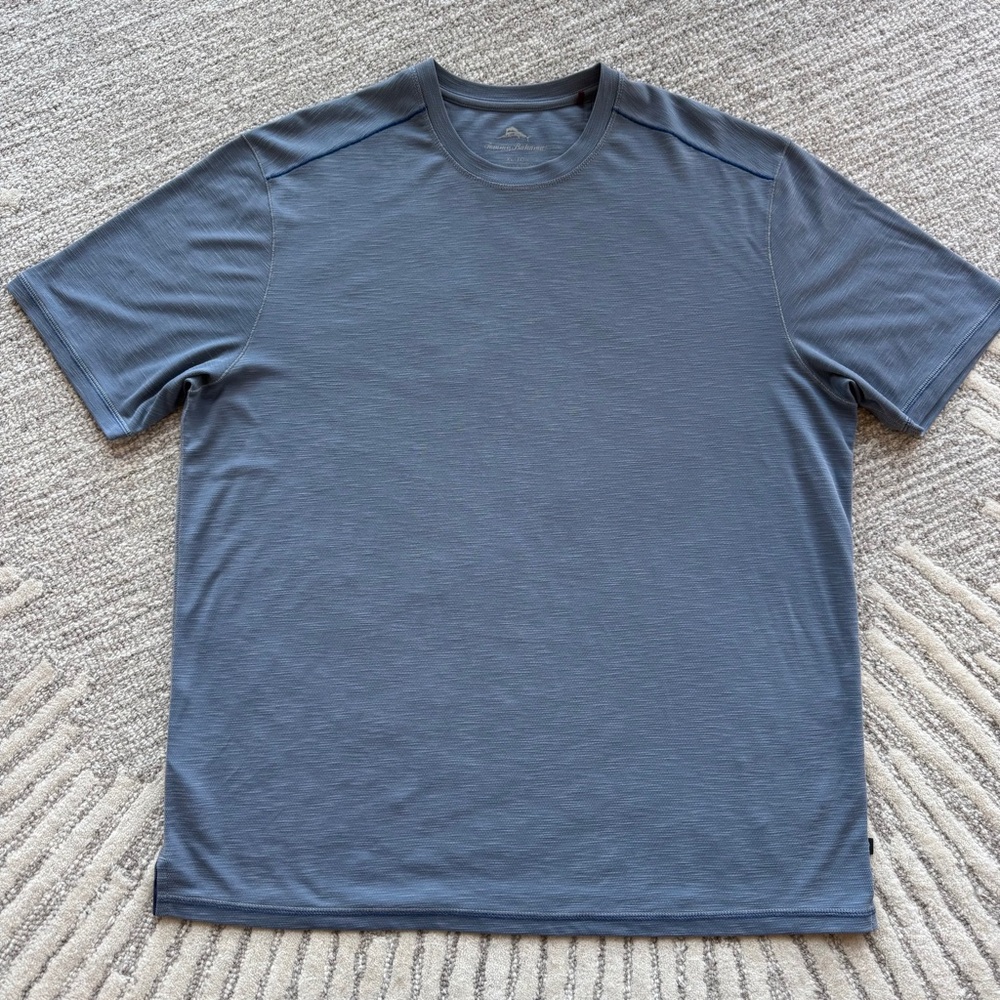 Tommy Bahama Short Sleeve Tee 🌊